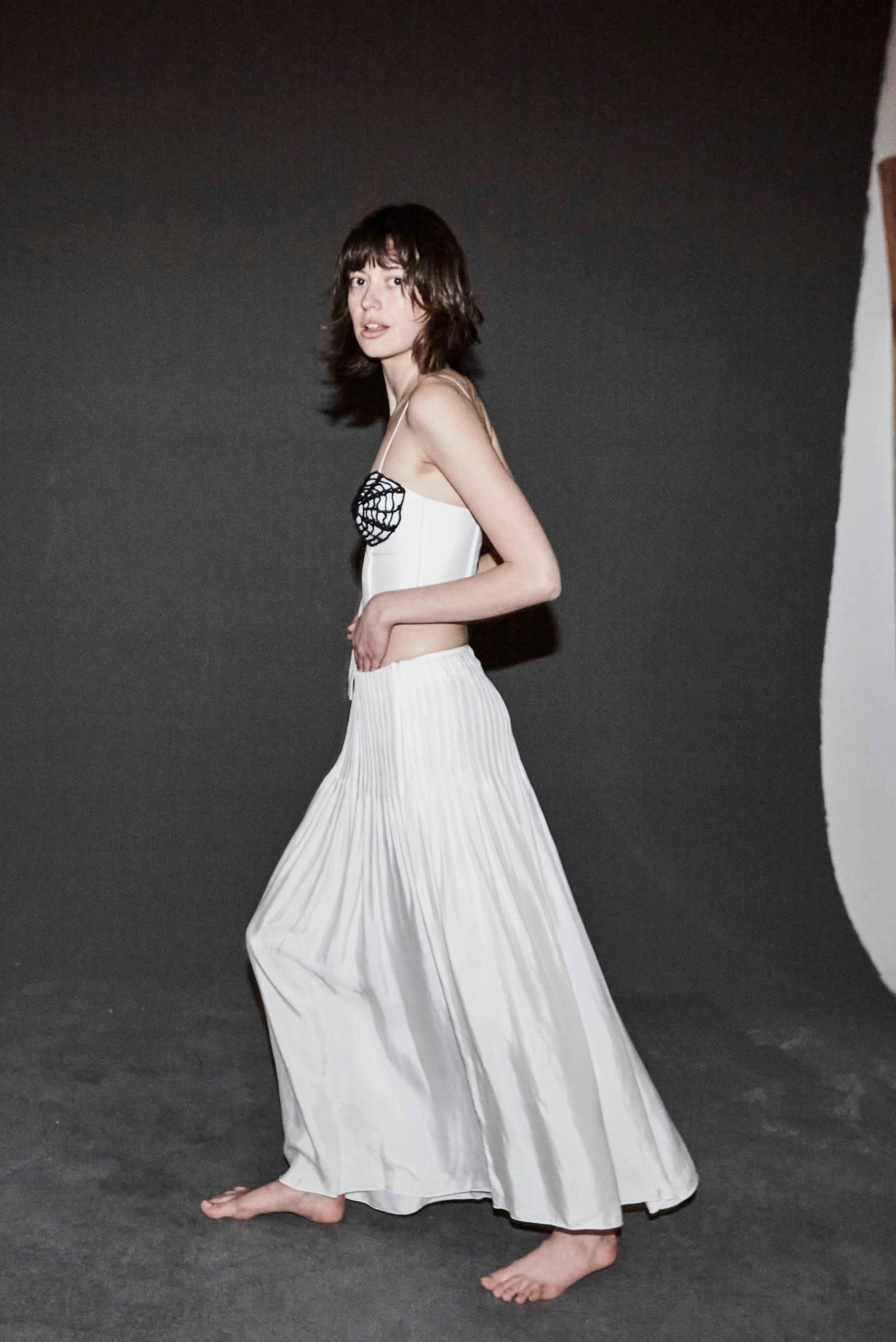 K M by L A N G E Uman Pleated Skirt - White - Image 2
