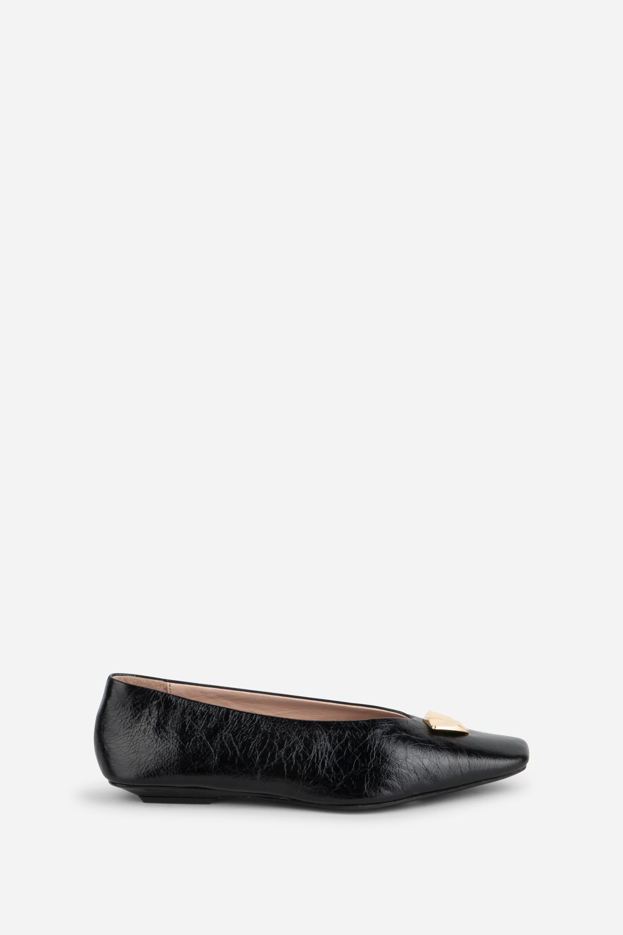 "INTENTIONALLY __________." Celda Crinkle Patent Flat - Image 13